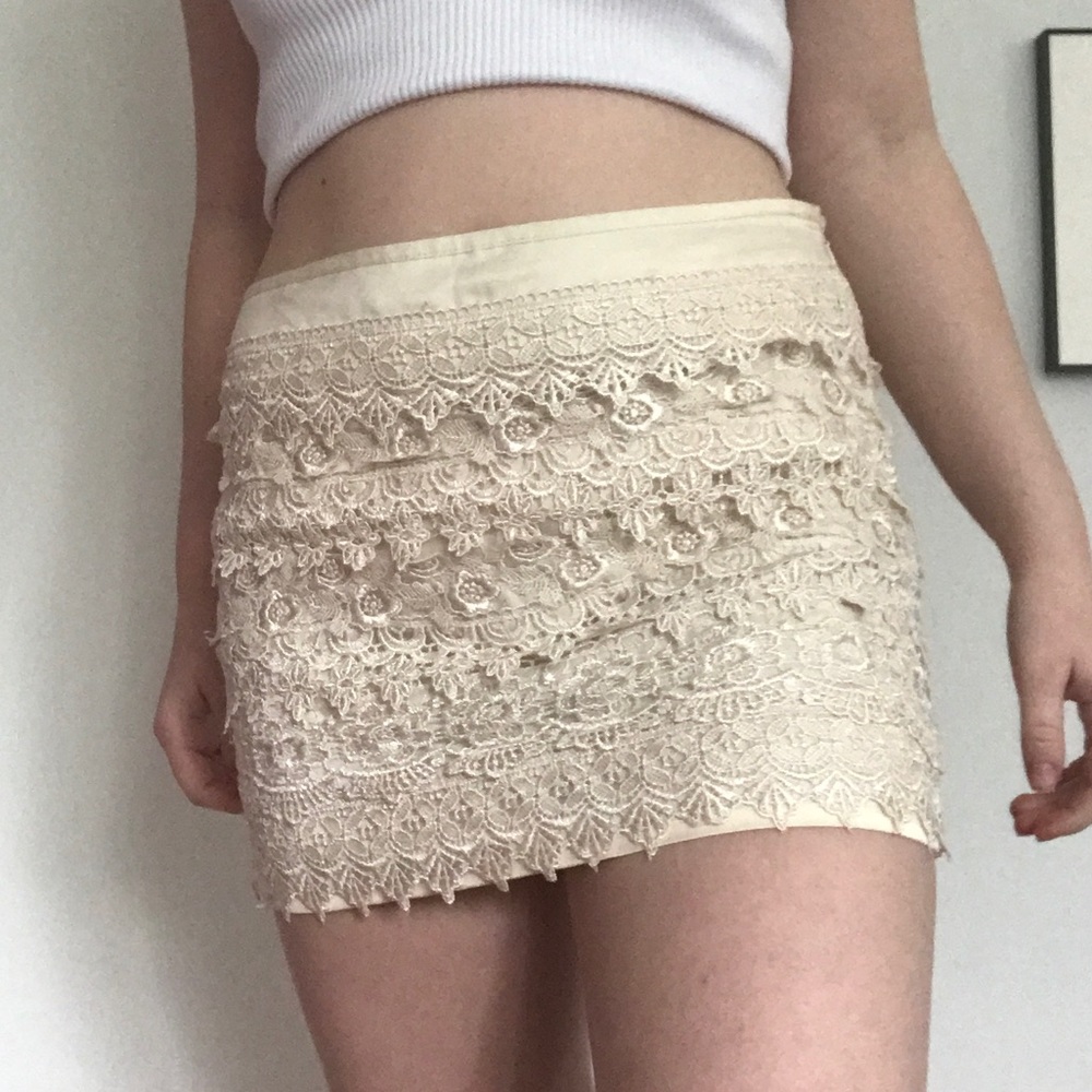 Cream lace mini skirt
